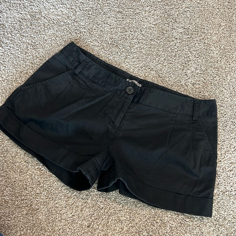 ‼️MAJOR SALE ‼️ Express Short